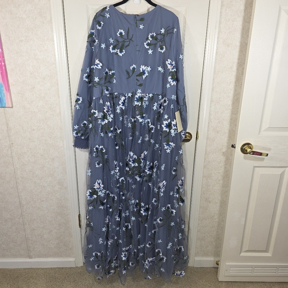 NWT Rowan Dress - Size 2XL - Blue Floral Maxi - Picture 4 of 6